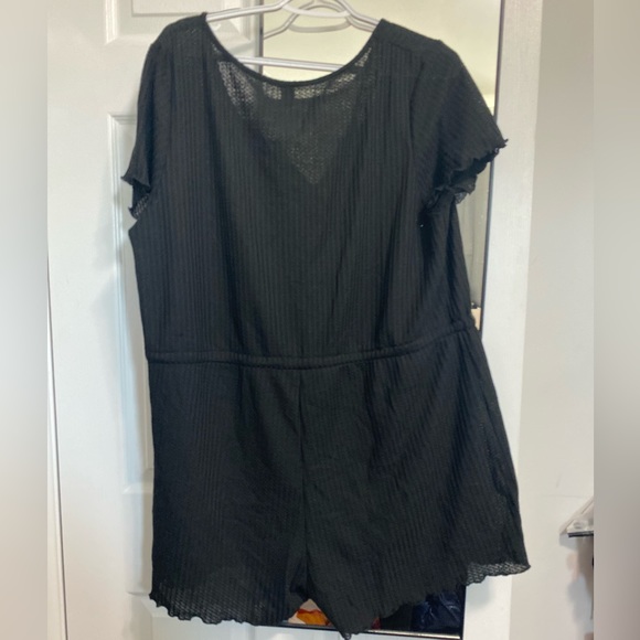Black shortsleeved jumper, from SHEIN, 3XL - Picture 2 of 2